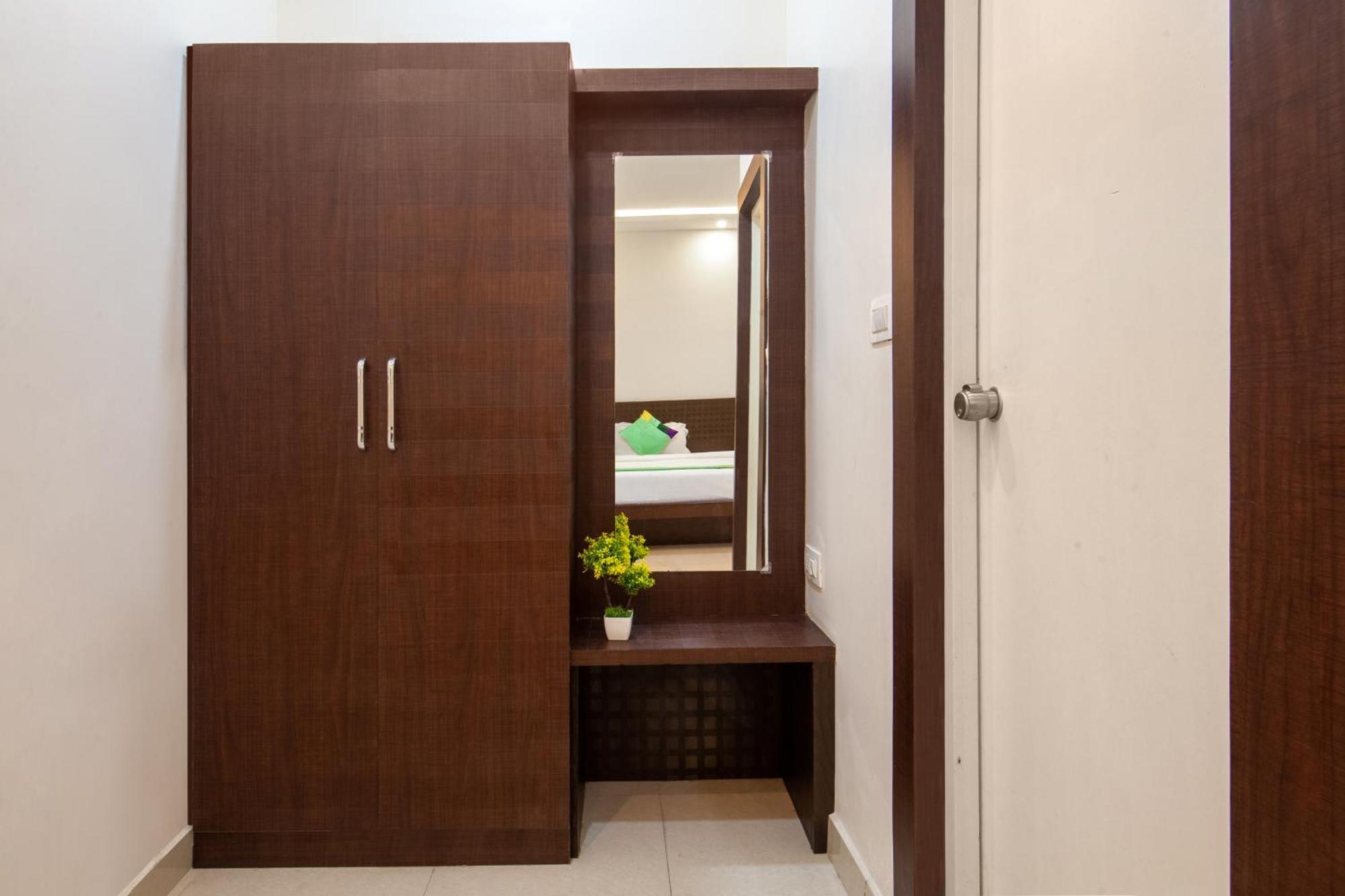 Treebo Sans Sarav Kushalnagar Hotel Madikeri Exterior photo