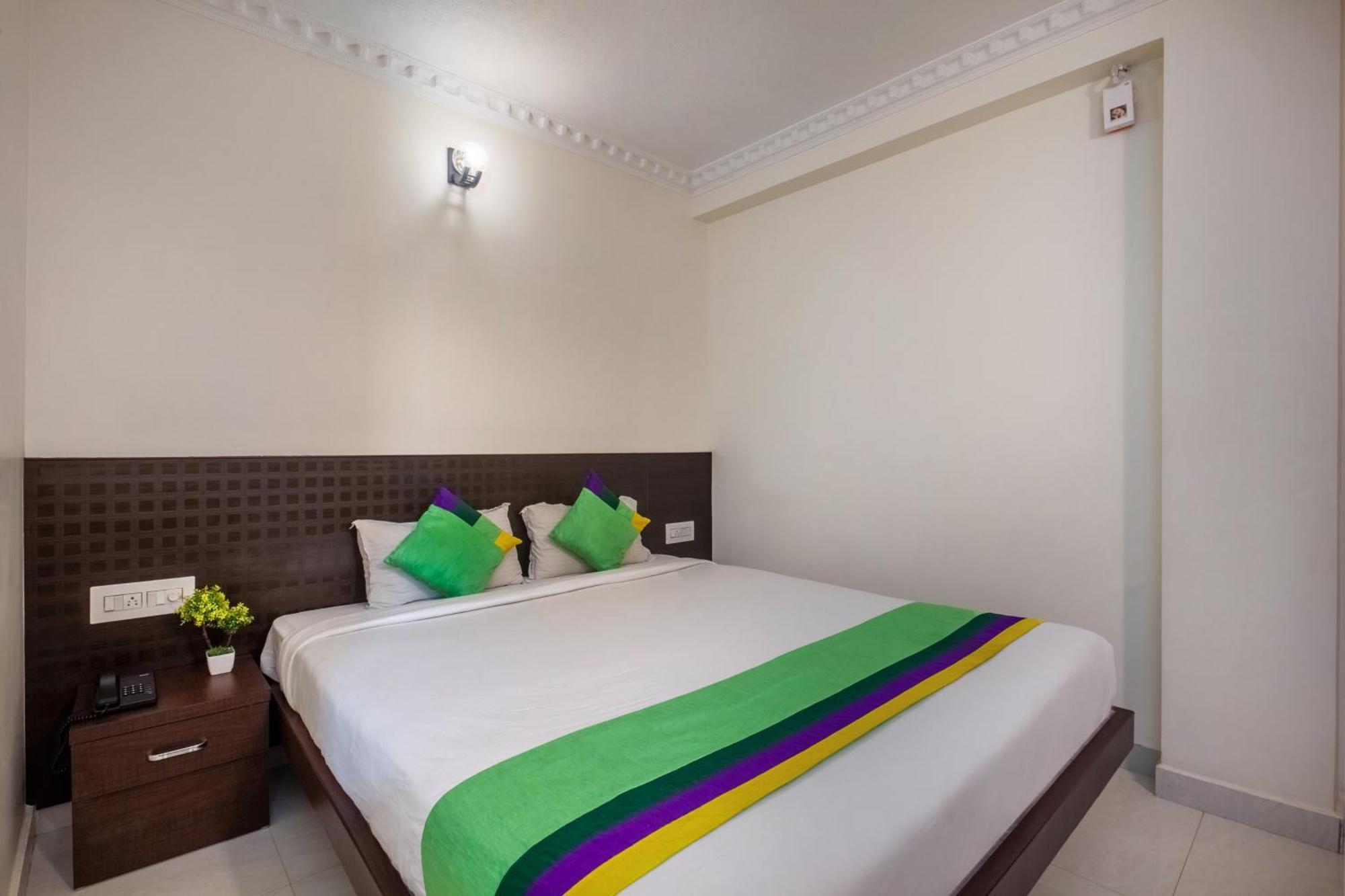 Treebo Sans Sarav Kushalnagar Hotel Madikeri Exterior photo